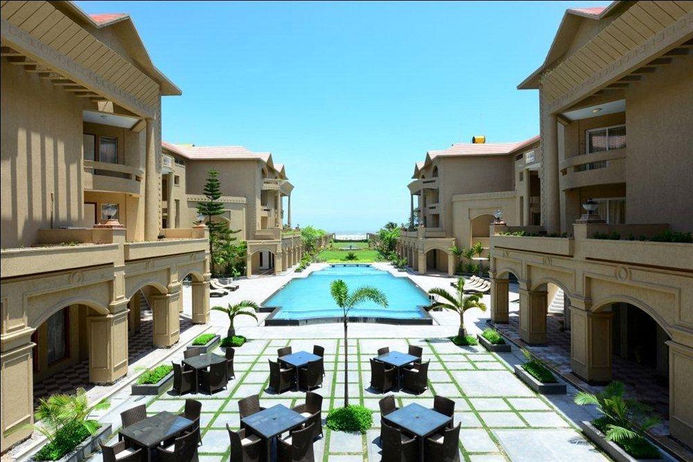 The Chariot Resort & Spa Puri Bagian luar foto